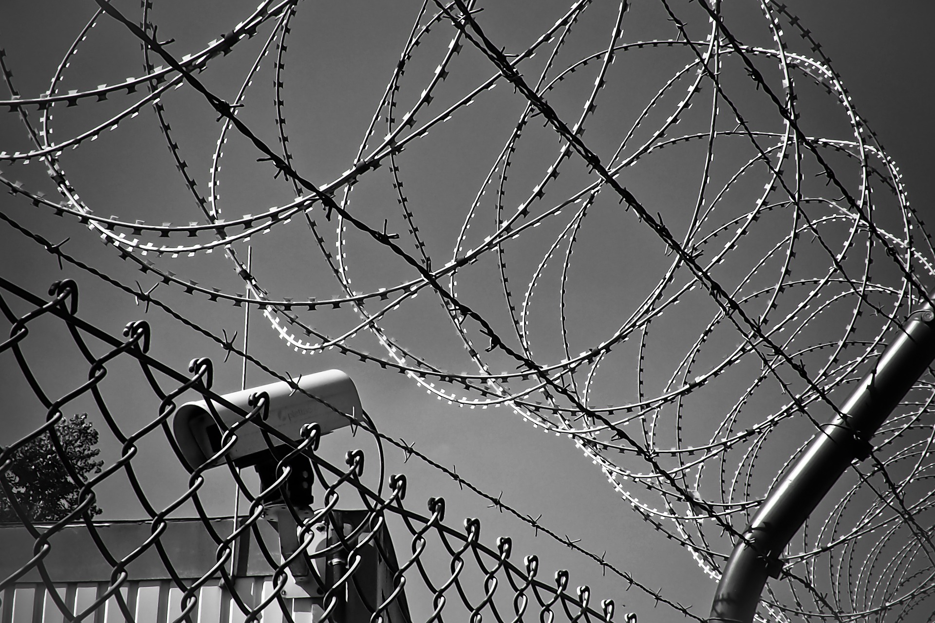 barbed-wire-ge0e0e00d4_1920